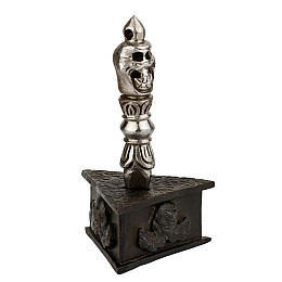 Пхурба з підставкою Kailash Череп 9х1.8 см Сріблясто-чорний (27664)