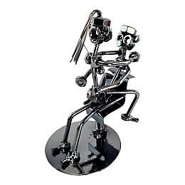 Фигурка техно-арт No Brand Любовь в офисе 18х13х10 см Серый (DN20163)