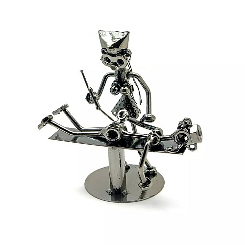 Фигурка техно-арт No Brand Медсестра 19х19,5х10 см Серый (DN25053)