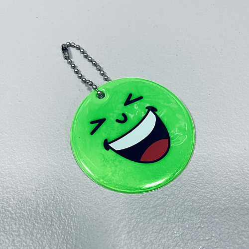 Светоотражающий брелок Stenson 38443-1 Смайлик Зеленый