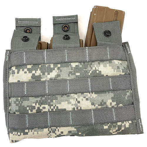 <p>Подсумок тактичний General для трьох магазинів М4, М16, AR15 Three Mag Pouch піксель</p>