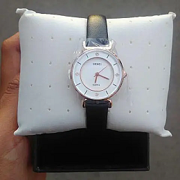 Женские классические часы Skmei 1330 Золотистый