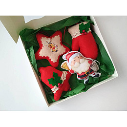 Набір ялинкових іграшок Pugovichok 4 шт. (SUN2421)