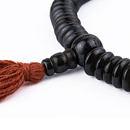 Чётки тибетские из кости яка 108 плоских бусин Диаметр 11 мм черный (09043)