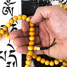 Чётки тибетские из кости яка 108 бусин Диаметр 12 мм Цвет слоновой кости (14586)