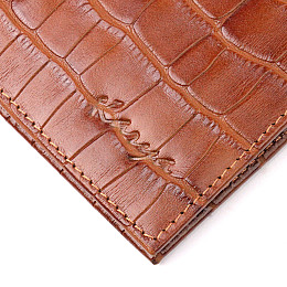 Мужской зажим из фактурной кожи под рептилию KARYA 21051 Коричневый