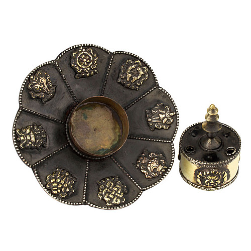 Подставка для благовоний "Восемь благоприятных символов" HandiCraft Медь Чеканка 10.5 х 7.5 см (22295)