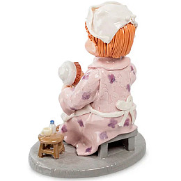 Фарфоровая Статуэтка Маленький доктор Pavone AL32066