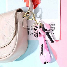 Брелок Блек Пинк Black Pink резиновый с молотом (22958) Bioworld