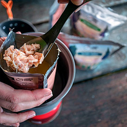 М'ясна консерва James Cook з куркою 350 г (JC-0122)