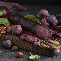 Ковбаса сиров'ялена DISCOVERY Махан вищого гатунку 240 г