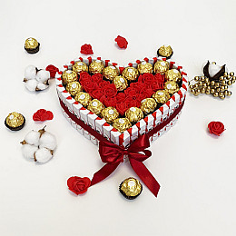 Торт из сладостей на день рождения PRO 27*24 см 55 шт Красный