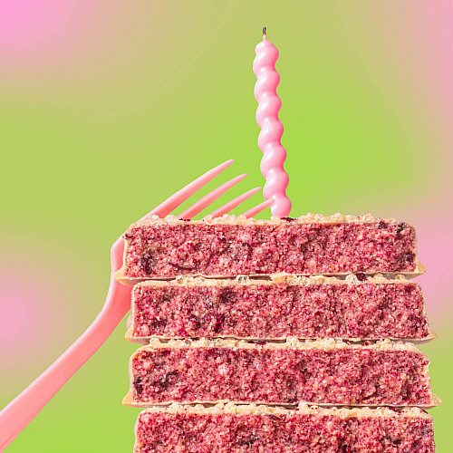 Шоколадный батончик без глютена FIZI Birthday Cake 45 г х 10 шт Веган (4820262540313)