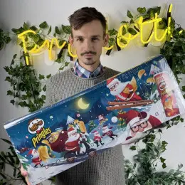  Новорічний адвент-календар Pringles Advent синій з 24 упаковками чіпсів 1120г