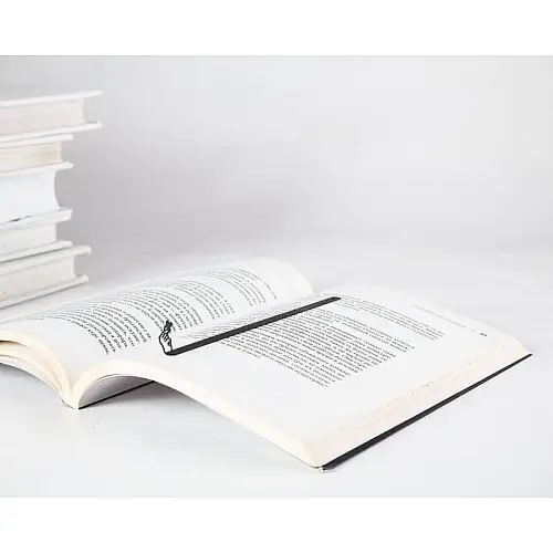 Закладка для книг "Серце в руці"