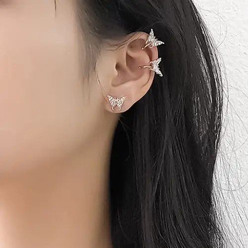 Серьги Бабочки с круговыми штангами K-POP 2шт Bioworld (13663)