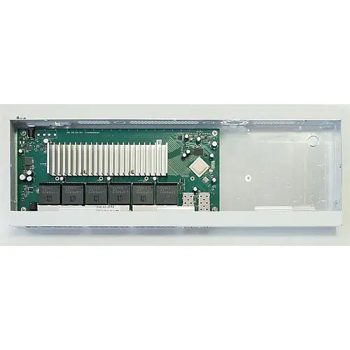 Комутатор MikroTik CRS326-24G-2S+RM (24x1G, 2xSFP+, L3)