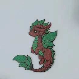 Деревянная эко-игрушка с крючками на елку Luxyart Дракон 10 см (DN-746)