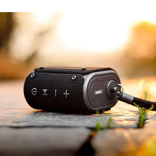 Портативна бездротова акустика Remax RB-M30 Bluetooth 5 Вт IPX6 Bluetooth V4.2/EDR TF microSD Чорна