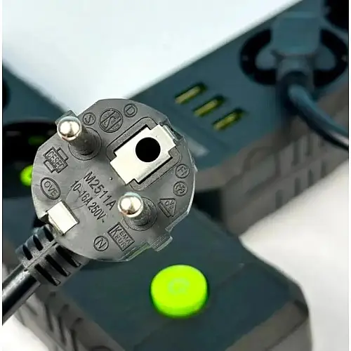 Удлинювач No Brand F43U USB 4 м 3 розетки чорний