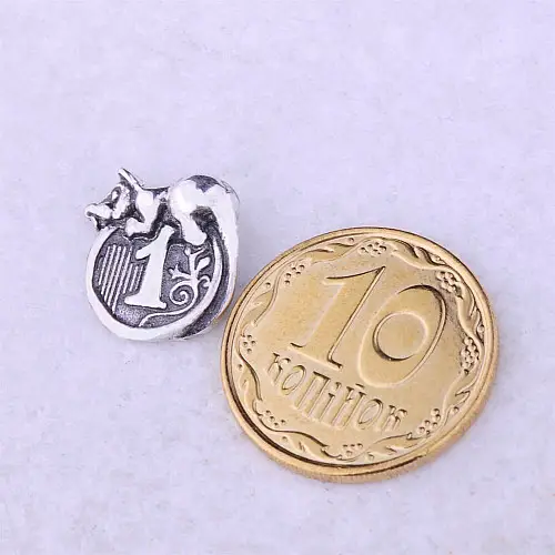 Серебряный сувенир Кошельковая мышь 23022 Оникс