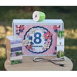 Подарочный набор на 8 марта от Экокубика BLOSSOM