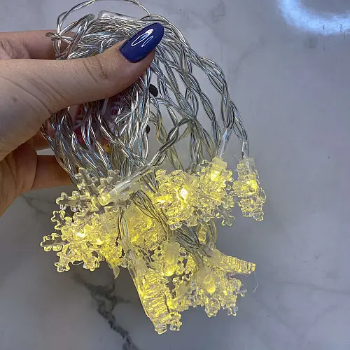 Гірлянда світлодіодна "Сніжинка" 4 м 20 LED на батарейках 2АА Stenson M48233
