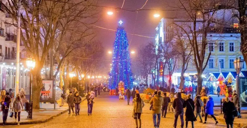 картинка традиції новорічного свята