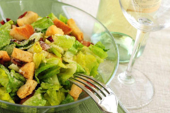 изображение вкусный салат на Новый год