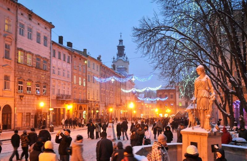 фото новогодние праздники в Львове