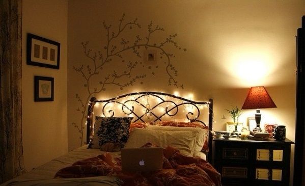 фото новогодний декор спальни